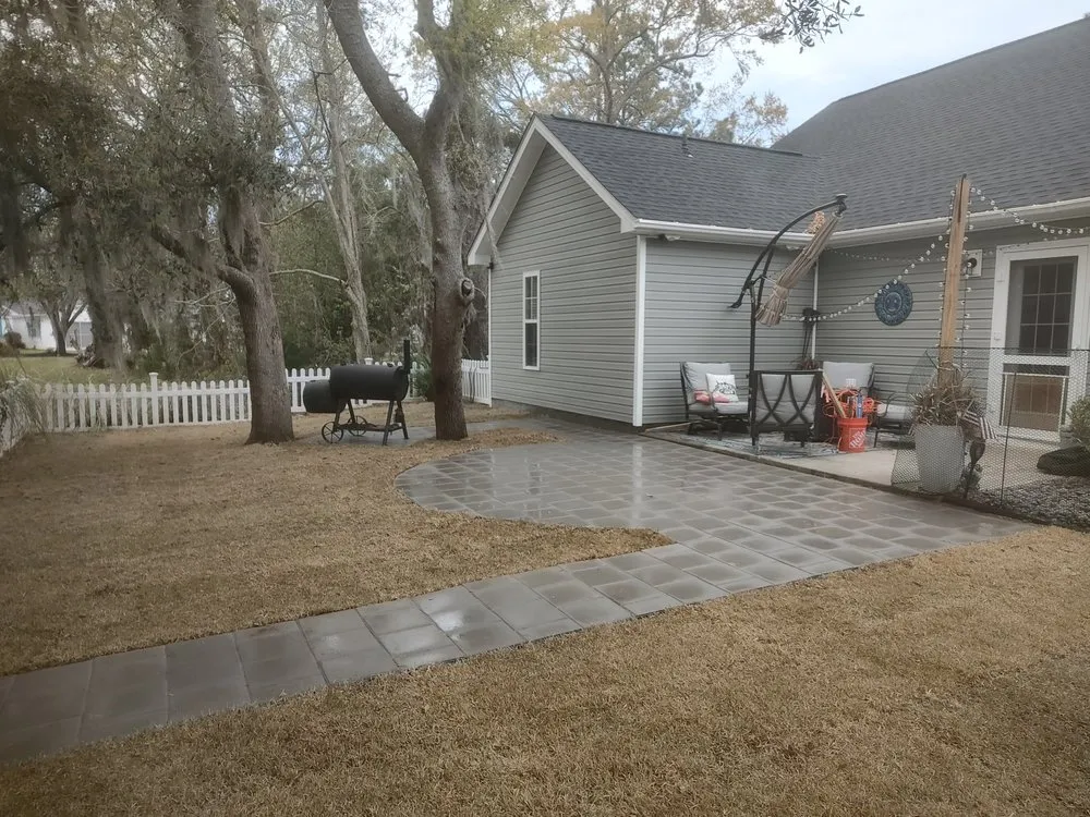 Custom yard cleanup service experts serving Georgetown, SC - Callahan Custom Landscaping