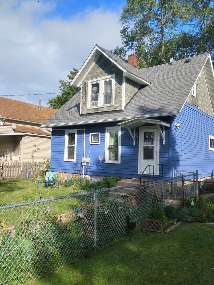 Trusted lawn mowing service experts serving Michigan City, IN - Callahans Lawn Care and Small Handyman