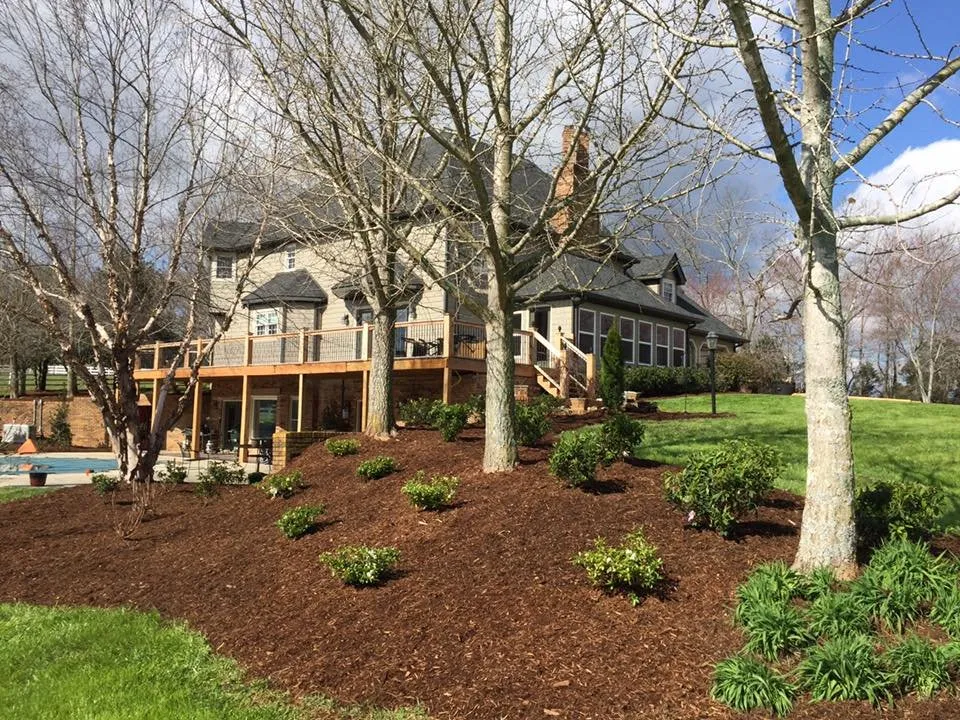 Expert yard maintenance near you across Chatsworth, GA - Callaway Outdoor