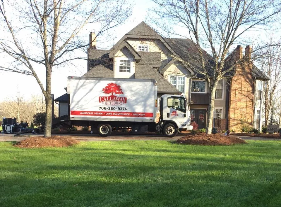 Trusted lawn mowing service experts serving Chatsworth, GA - Callaway Outdoor