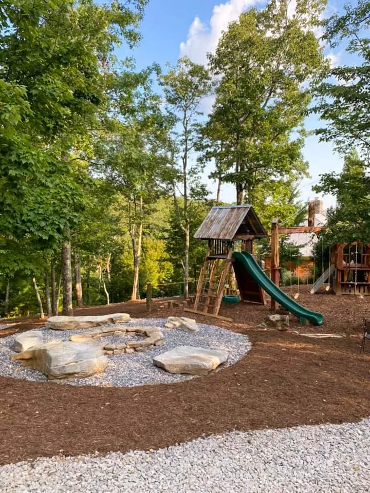 Trusted yard cleanup service with custom design across Cleveland, TN - Callaway Outdoor