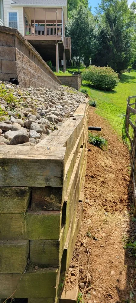 Top-rated lawn mowing service in Manassas, VA by Calles Landscaping