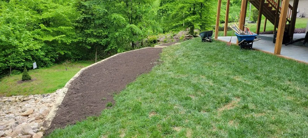 Reliable landscaping services experts serving Manassas, VA - Calles Landscaping