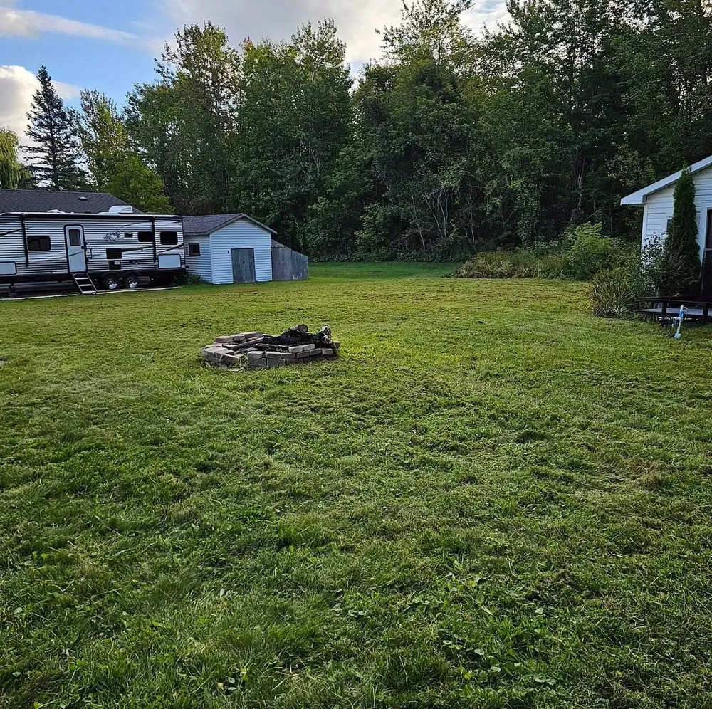 Top-rated yard maintenance with custom design across Philadelphia, PA - Callowhill Lawn Care