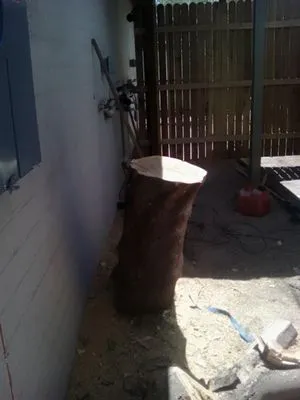 Calmese Landscaping Logo