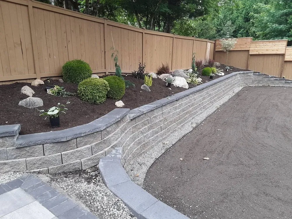 Reliable yard cleanup service for beautiful yards in Shelton, WA by Calmo Landscaping