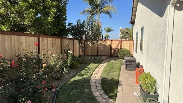 Expert yard maintenance experts serving Encinitas, CA - Calmo’s Landscape