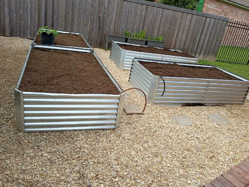 Trusted residential landscaping for beautiful yards in Jeanerette, LA by Cal's Lawn care