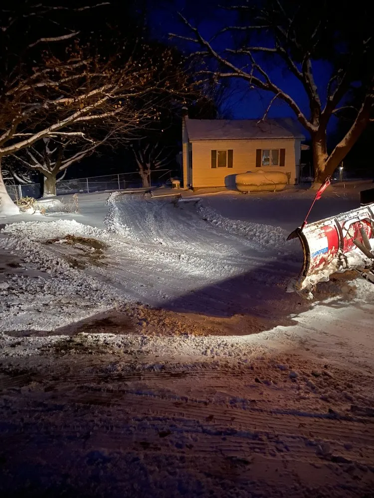 Custom yard cleanup service for homes in Kent City, MI by Caltons Lawn Care & Landscaping