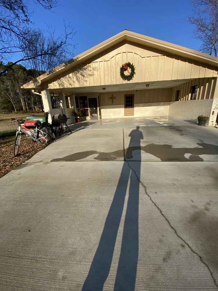 Custom outdoor landscaping in Warrior, AL by Calvert Lawn Maintenance