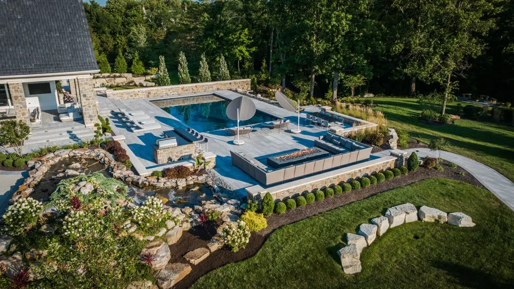 Professional yard cleanup service in Indianapolis, IN by Calvin Landscape