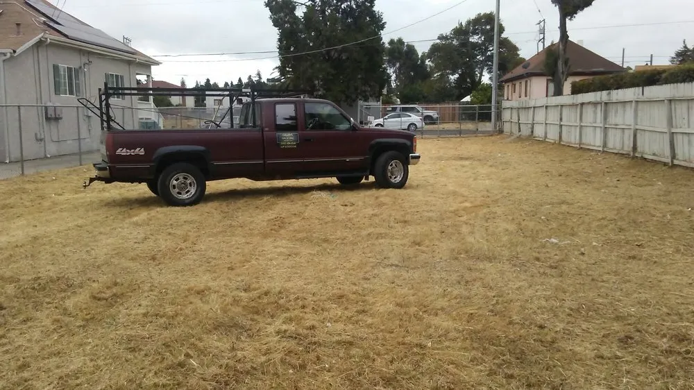 Affordable lawn care service for beautiful yards in Vallejo, CA by Calvin's Call & Hall