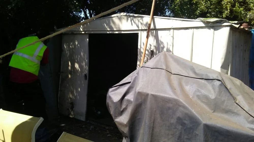 Top-rated outdoor landscaping with custom design in Vallejo, CA by Calvin's Call & Hall