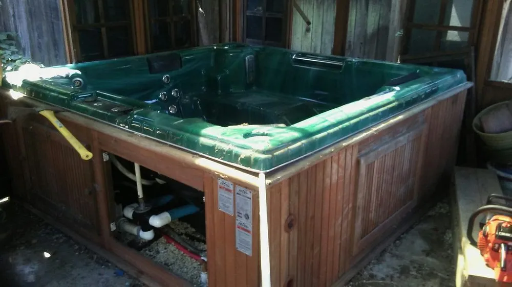 Expert garden landscaping in Vallejo, CA by Calvin's Call & Hall