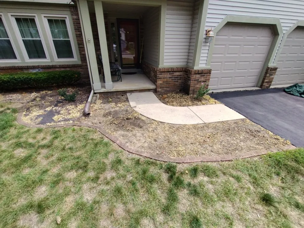Top-rated outdoor landscaping in Toledo, OH - Calvin's Lawn Service & More