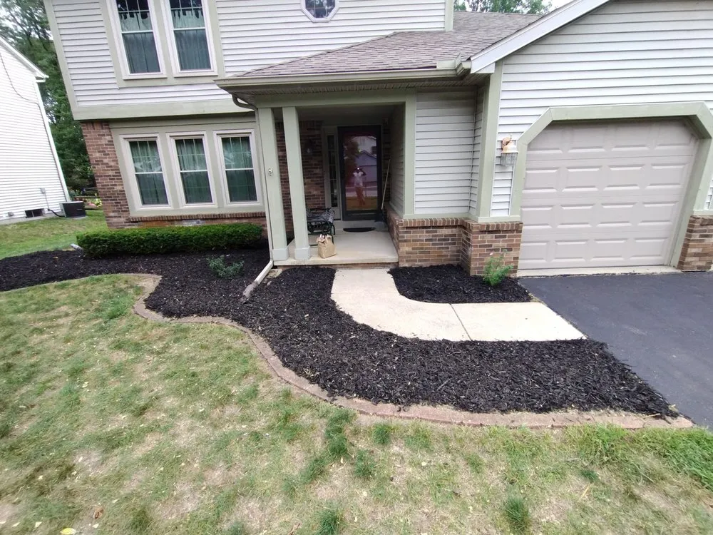 Top-rated outdoor landscaping for residential properties in Toledo, OH by Calvin's Lawn Service & More