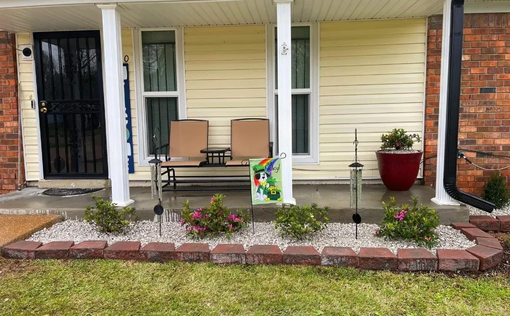 Affordable yard maintenance in Memphis, TN by Camacho Lawn Care