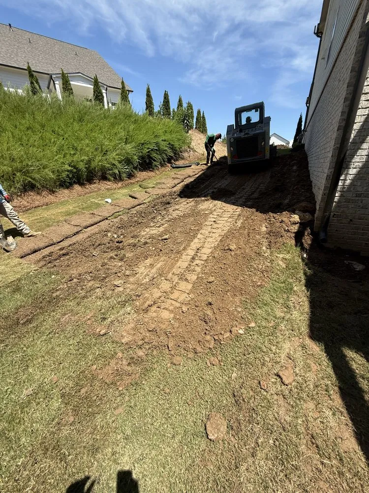 Trusted lawn care service in Lawrenceville, GA - Camacho Scapes