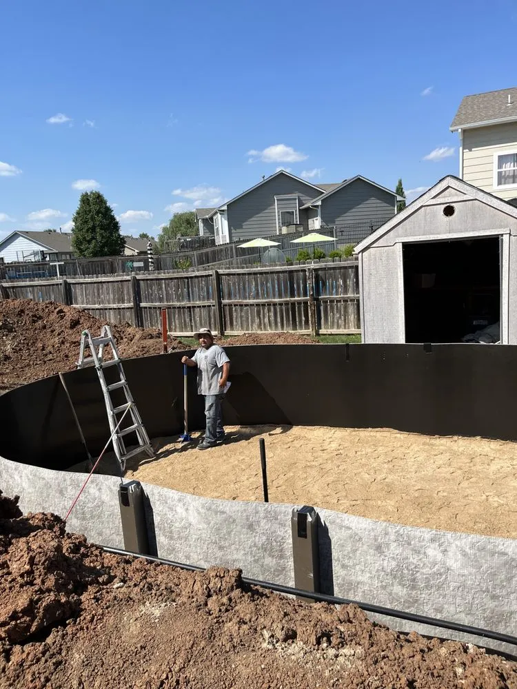 Trusted yard cleanup service for beautiful yards across Augusta, KS - Camacho's Handyman Service