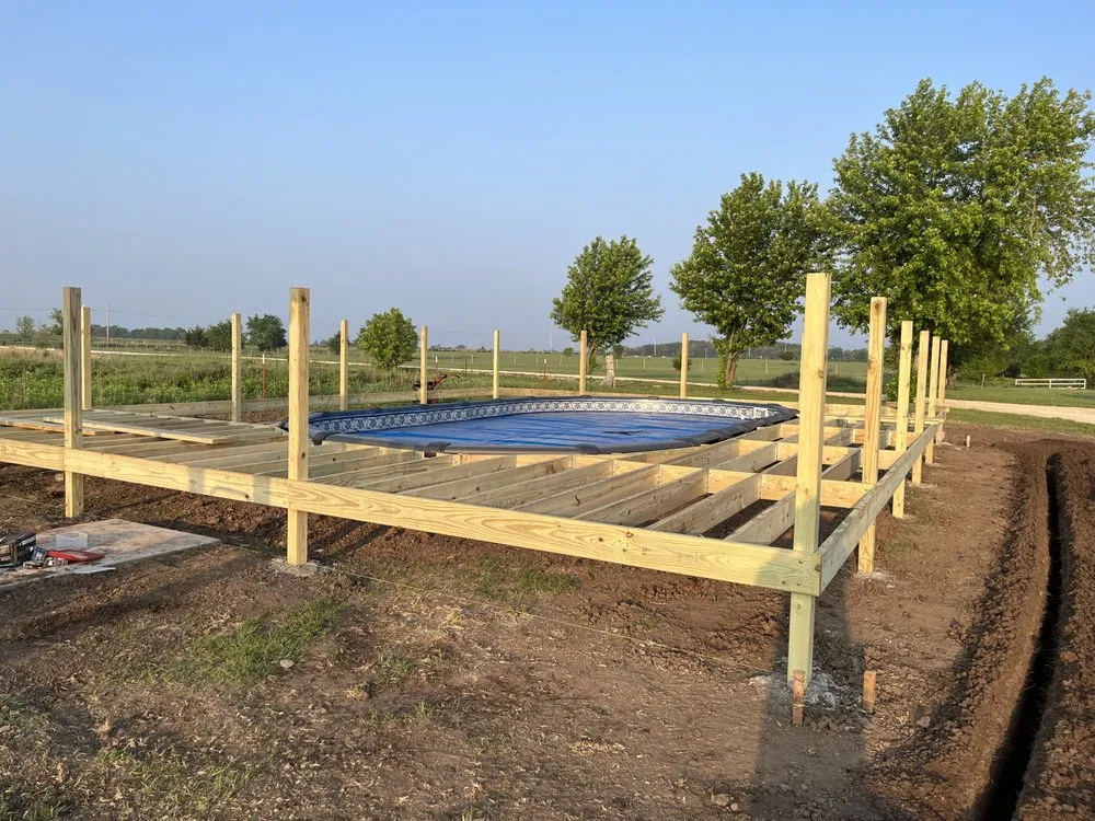 Top-rated garden landscaping with custom design in Augusta, KS by Camacho's Handyman Service