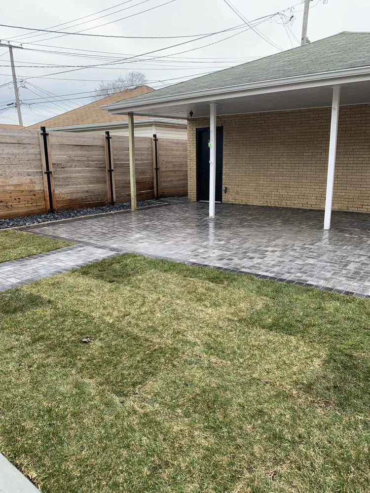 Professional lawn mowing service for homes in Oak Lawn, IL by Camargo Landscaping