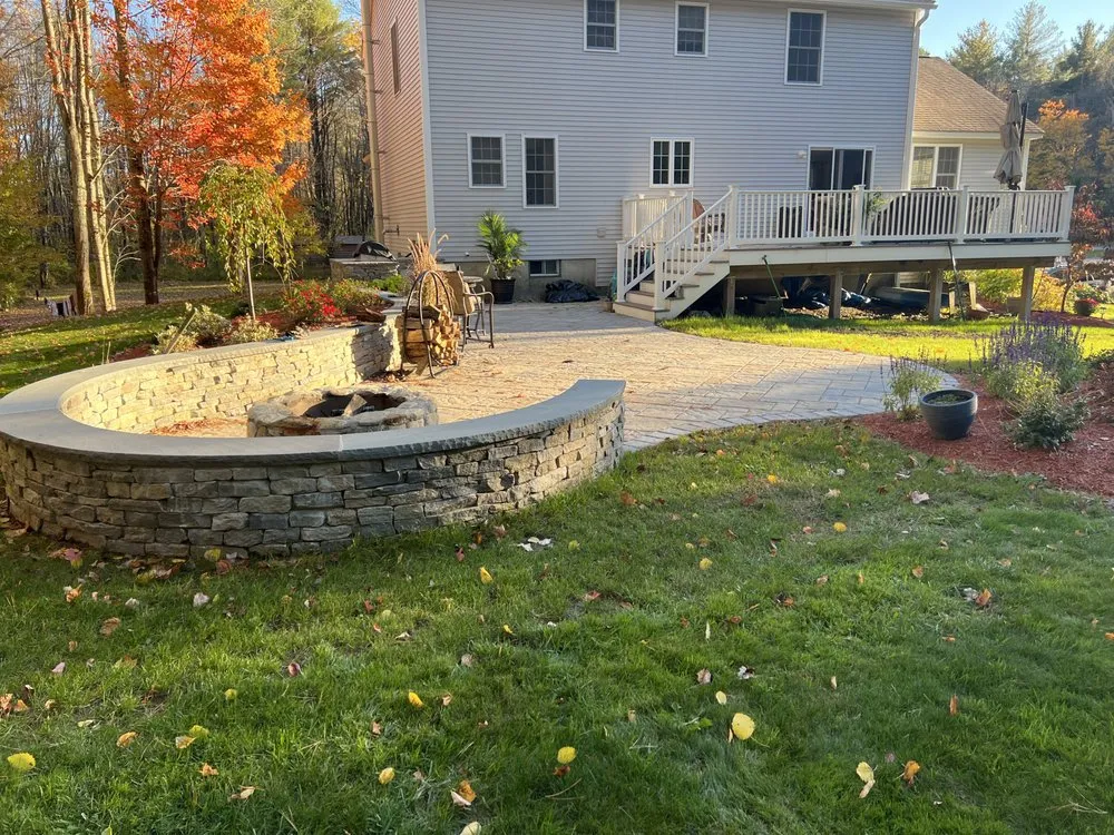 Affordable landscaping services experts serving Londonderry, NH - Camco Landscaping