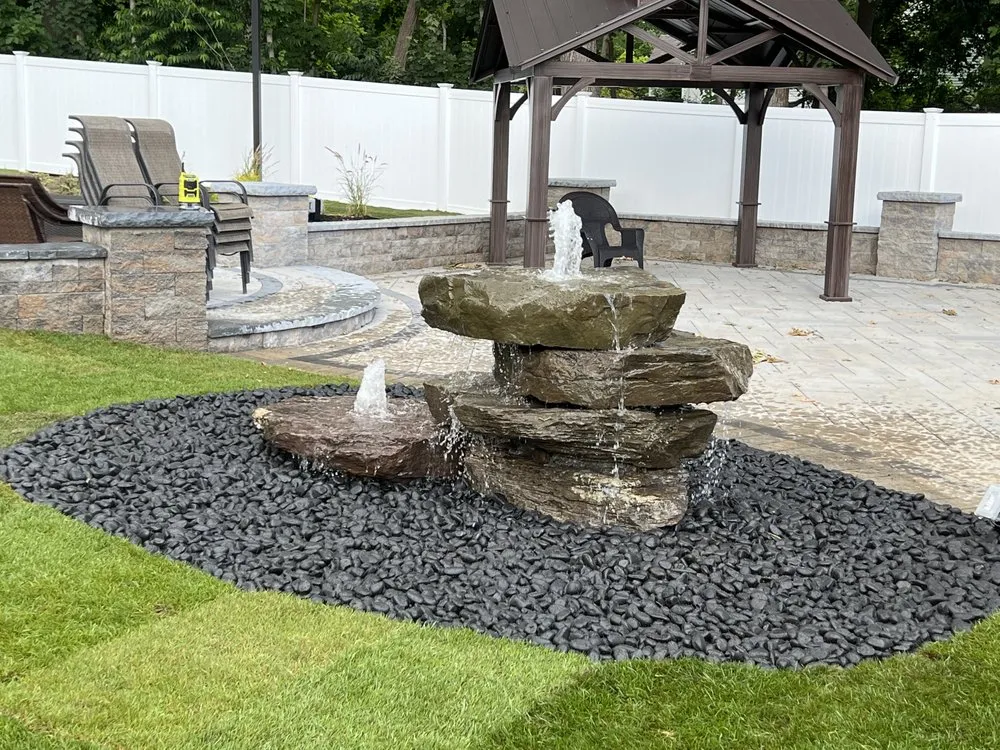 Affordable landscaping services experts serving Londonderry, NH - Camco Landscaping