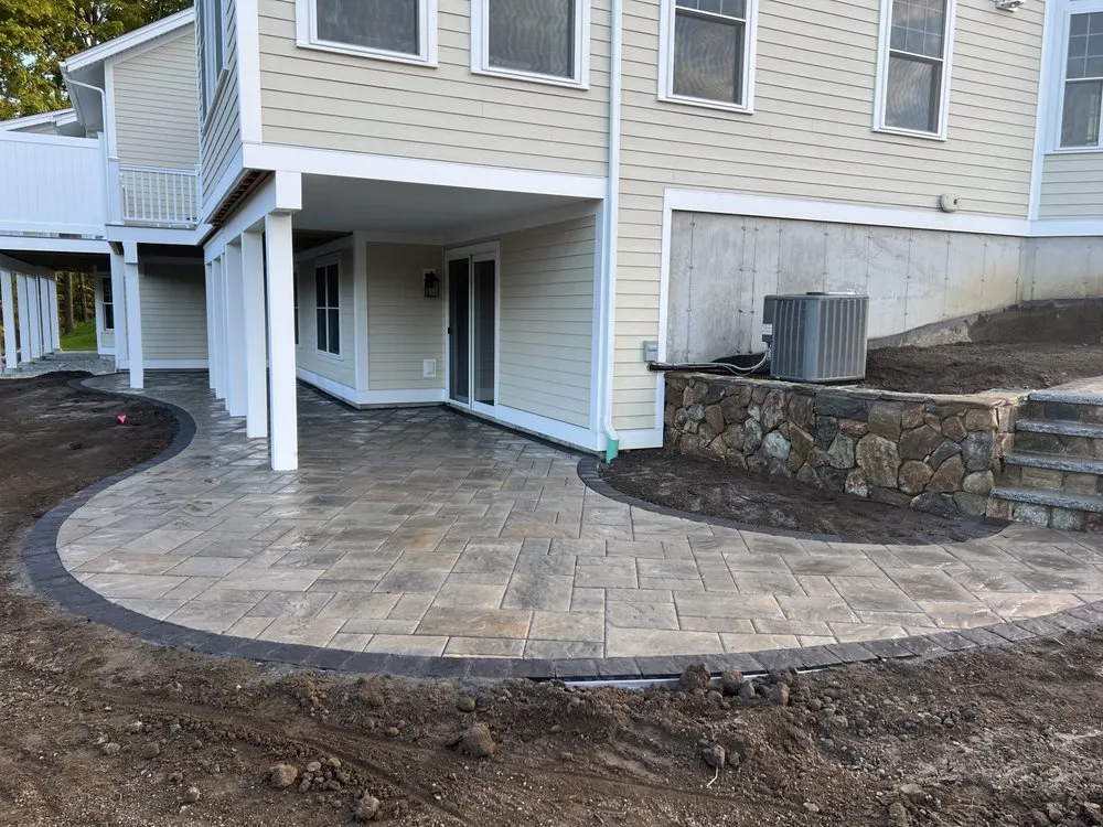 Professional lawn mowing service experts serving Londonderry, NH - Camco Landscaping