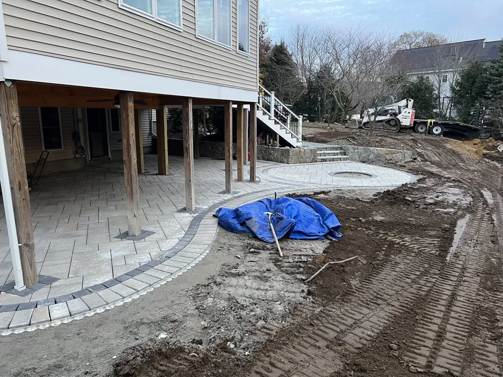 Expert lawn mowing service in Londonderry, NH - Camco Landscaping