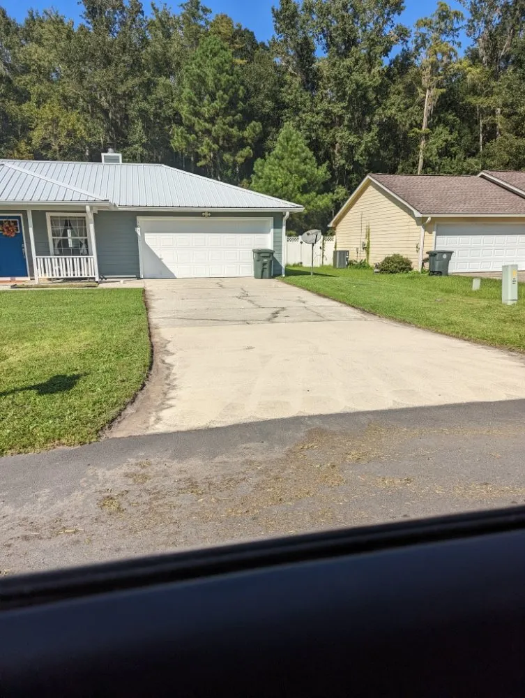 Expert yard cleanup service in St Marys, GA - Camden County Cuts
