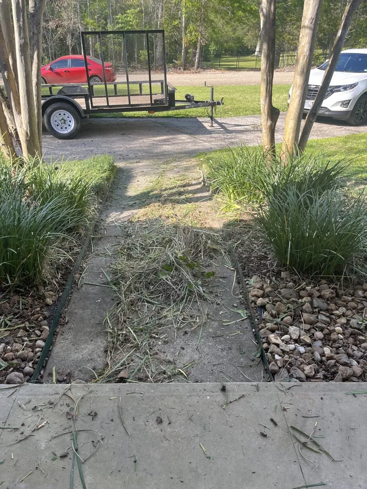Reliable yard cleanup service experts serving Jasper, TX - Camdens Mowing