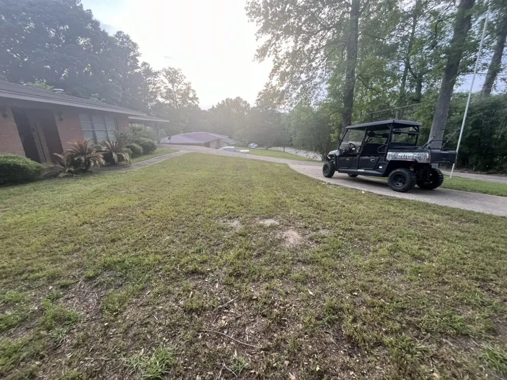 Professional garden landscaping for outdoor upgrades in Jasper, TX by Camdens Mowing