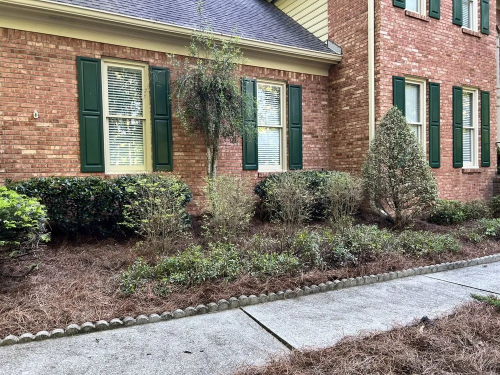 Top-rated lawn mowing service experts serving Lawrenceville, GA - Camden's Yards