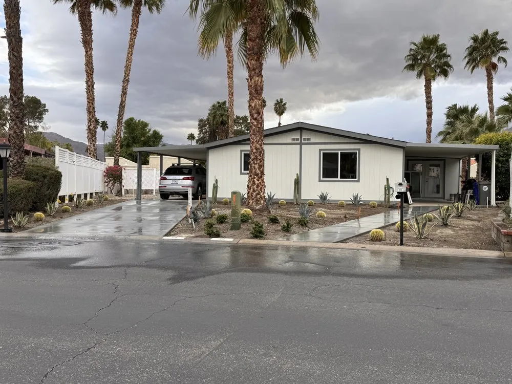 Affordable yard maintenance experts serving Palm Springs, CA - Camel Desert Landscape