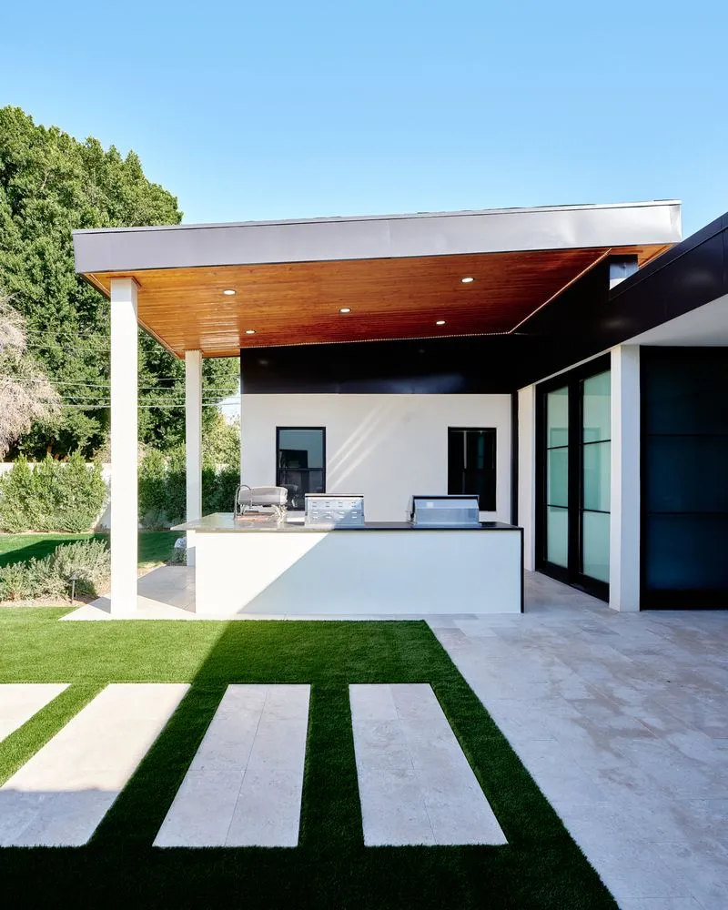 Top-rated residential landscaping experts serving Scottsdale, AZ - Camelback Hardscapes