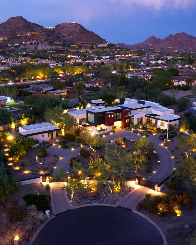 Local landscaping services near you across Scottsdale, AZ - Camelback Hardscapes