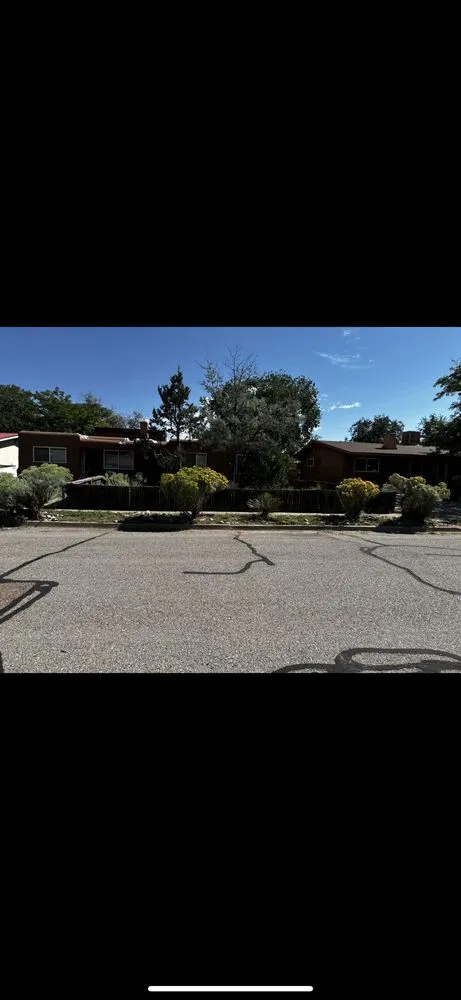 Top-rated yard maintenance in Santa Fe, NM - Camino De Piedra Landscaping