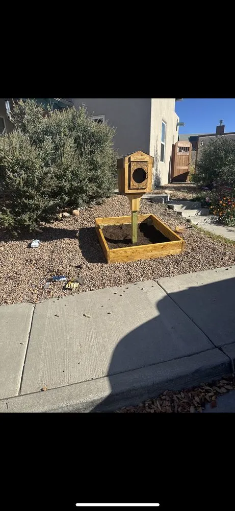 Top-rated garden landscaping in Santa Fe, NM by Camino De Piedra Landscaping