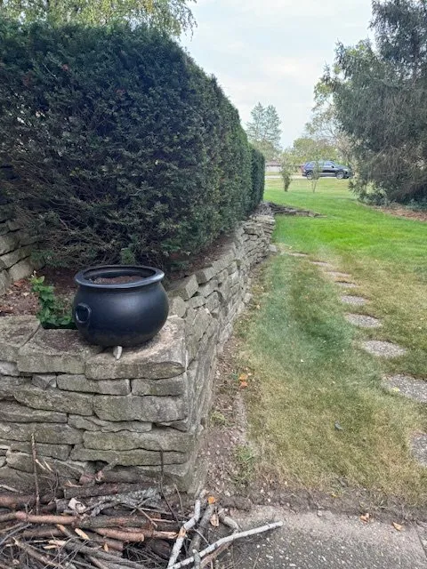 Top-rated garden landscaping experts serving McHenry, IL - Cami's Landscaping