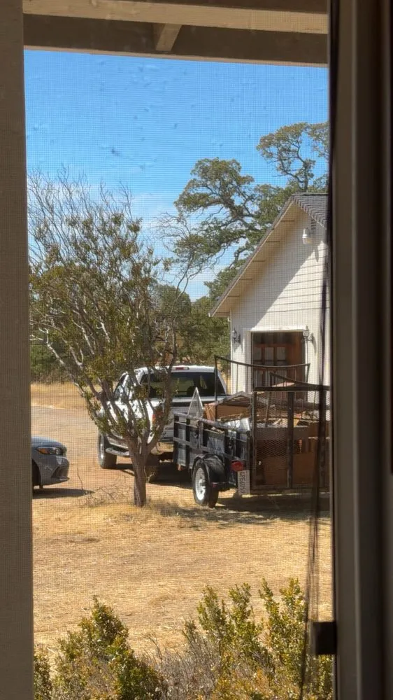 Reliable yard maintenance for beautiful yards across Redding, CA - Campbell Land Management and Services