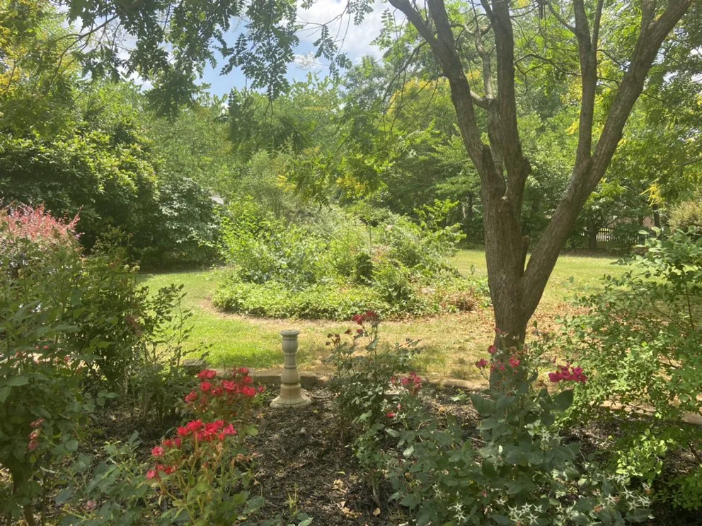 Custom garden landscaping experts serving Lincolnton, NC - Campbell services