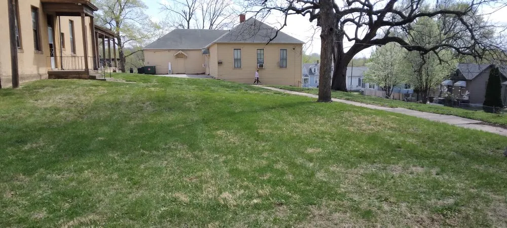 Custom lawn care service near you in Saint Joseph, MO by Campbell's Lawn & Tree Service