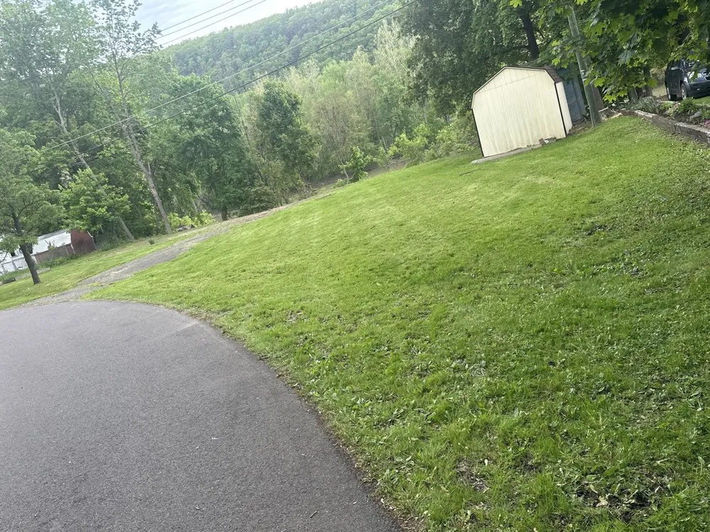 Reliable garden landscaping experts serving Elmira, NY - Campbell’s Lawncare