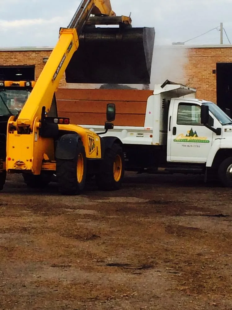 Trusted yard cleanup service for homes across Orland Park, IL - Camphouse Country Landscaping