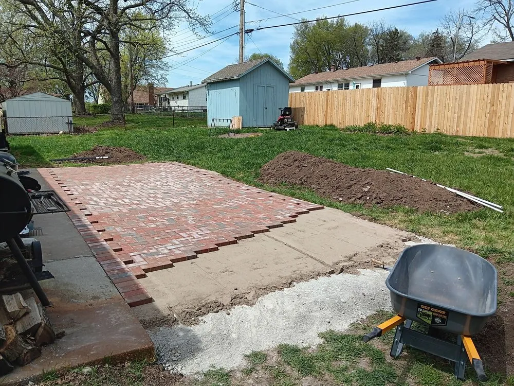 Top-rated lawn care service experts serving Independence, MO - Campion Land Management