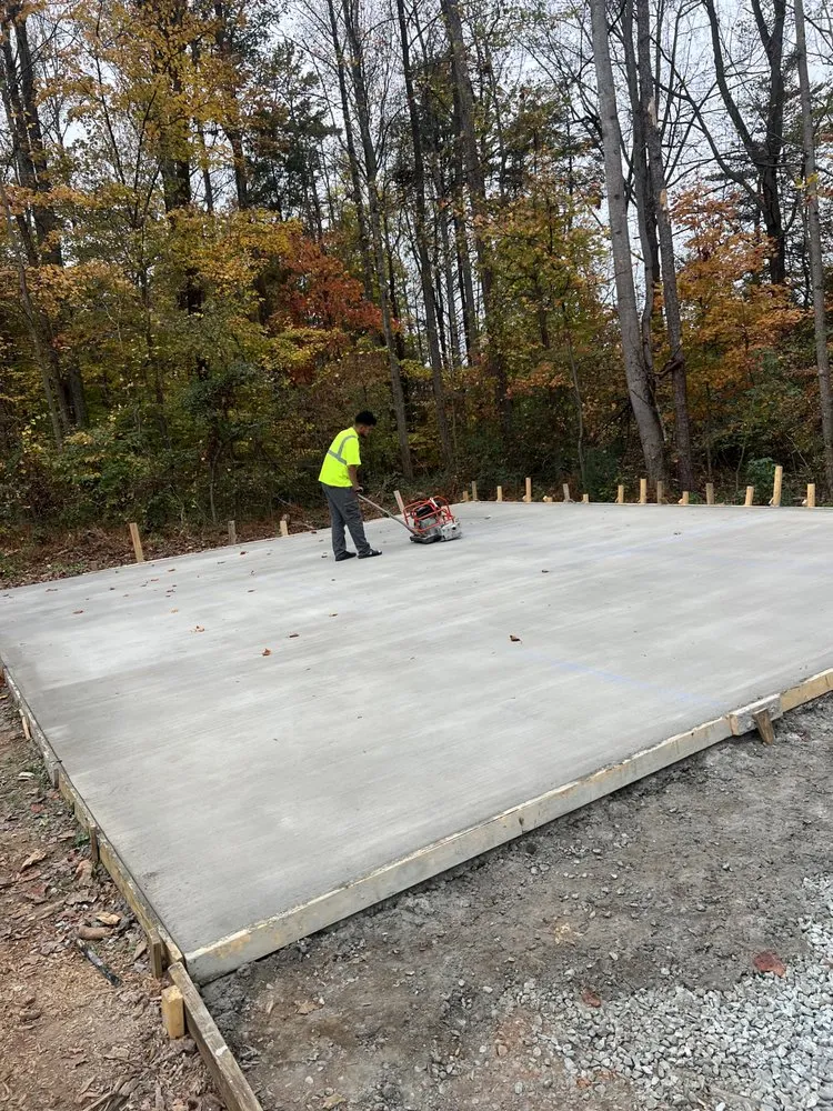 Expert yard maintenance in Winston-Salem, NC by Campioncreto