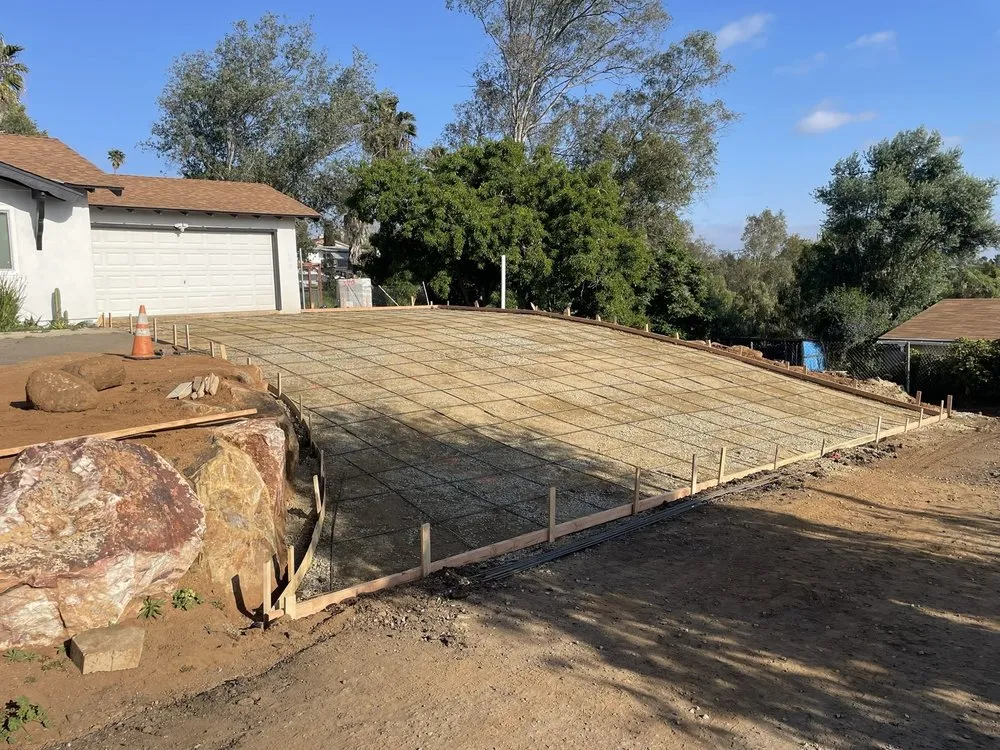 Trusted lawn mowing service experts serving Menifee, CA - Campos Construction