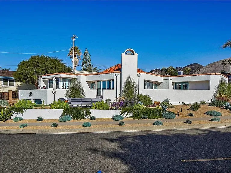 Affordable landscape installation in Paso Robles, CA by Campos Landscape