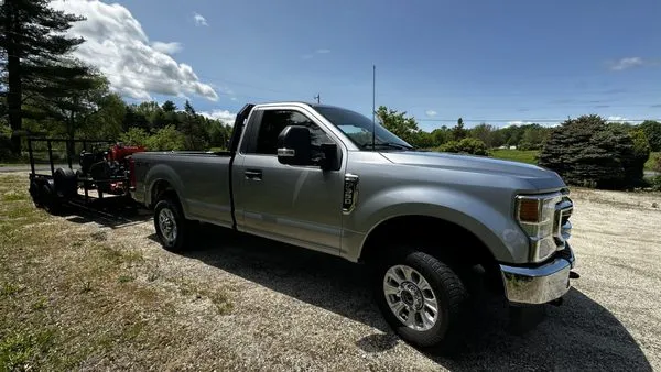 Campos Landscaping Logo