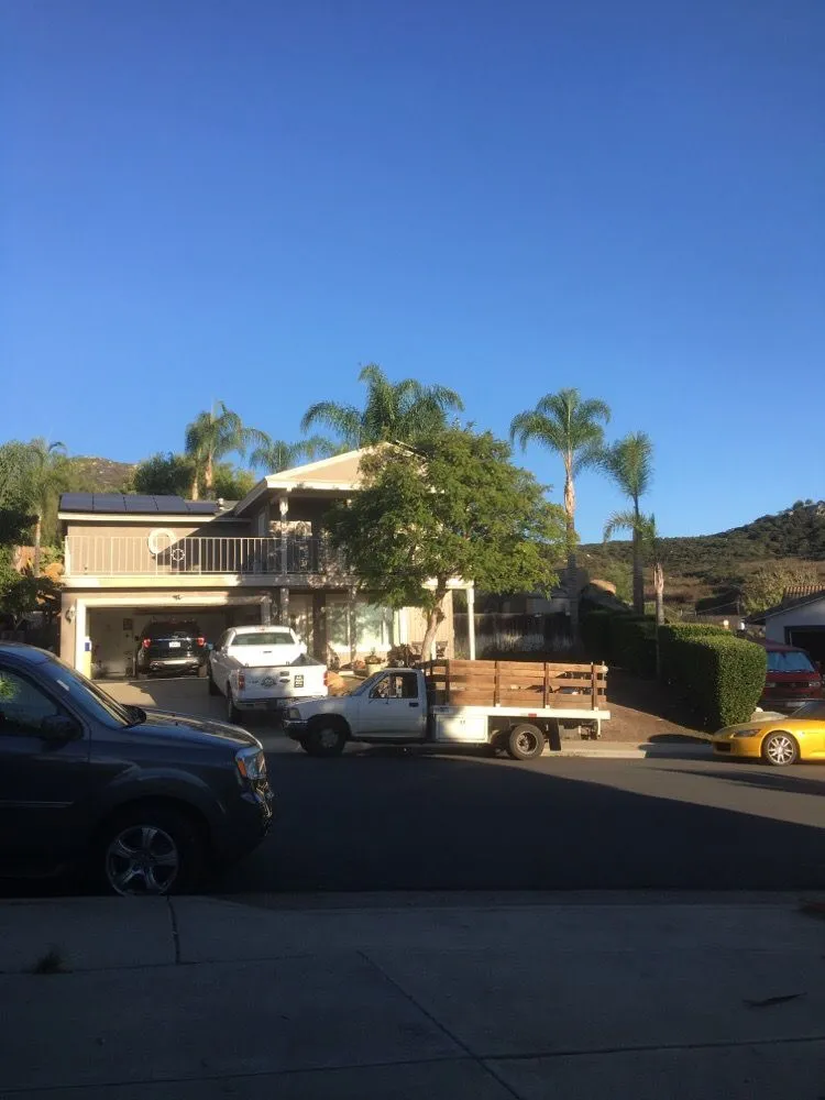 Expert garden landscaping for year-round maintenance in Valley Center, CA by Campos landscaping